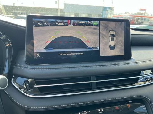 Used 2024 INFINITI QX60 Sensory AWD/4WD image 38
