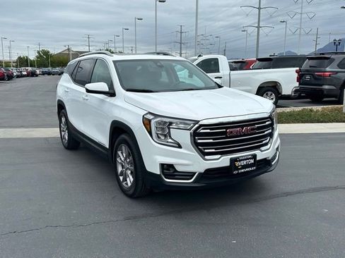 Certified 2024 GMC Terrain SLT AWD/4WD image 29