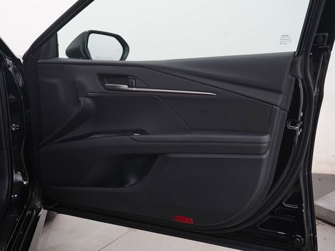 Used 2026 Toyota Camry LE FWD image 9