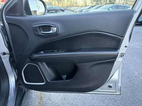 Used 2020 Jeep Compass Latitude w/ Safety & Security Group image 13