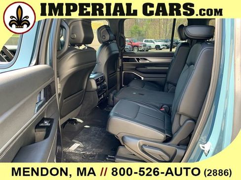 New 2026 Jeep Grand Wagoneer Limited w/ Premium Group II AWD/4WD image 12