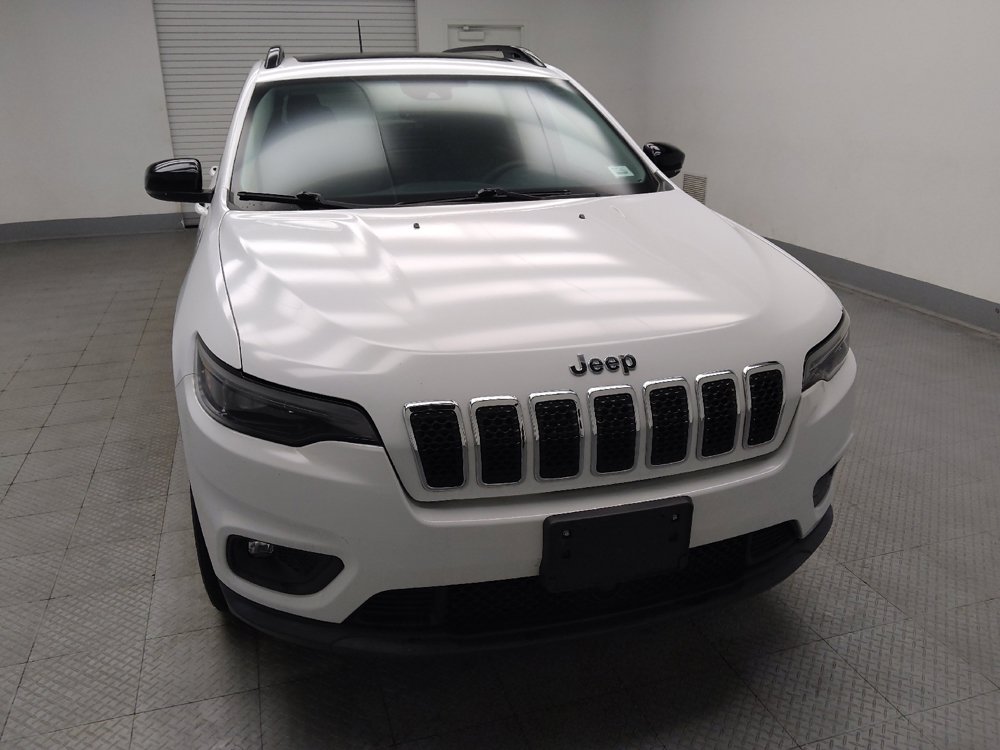 Used 2022 Jeep Cherokee Latitude Lux w/ Sun & Sound Group AWD/4WD image 14