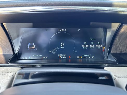 Used 2024 Lincoln Navigator Reserve w/ Equipment Group 201A image 15