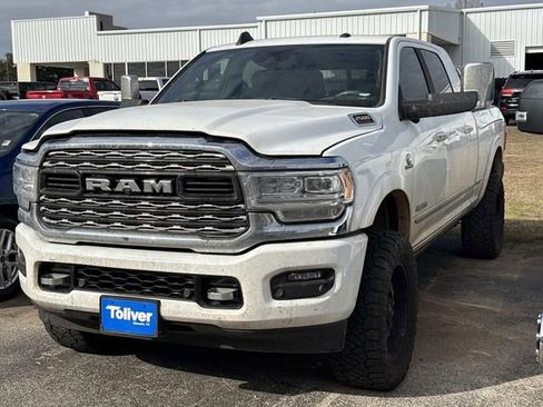 Used 2020 RAM 2500 Limited image 3