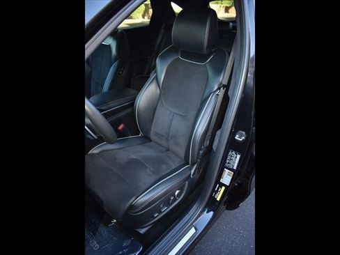 Used 2022 Genesis GV70 3.5T Sport w/ Sport Prestige Package image 18