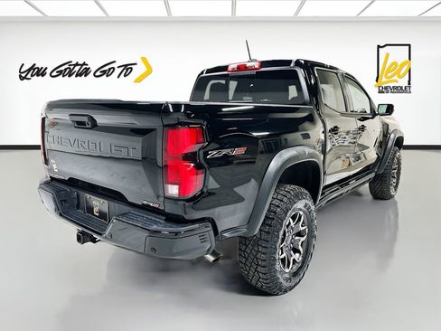 Used 2025 Chevrolet Colorado ZR2 w/ Technology Package image 5