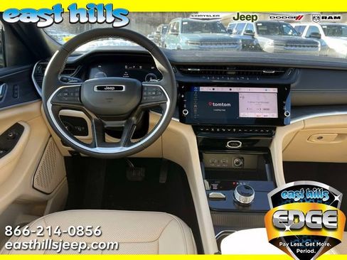 New 2026 Jeep Grand Cherokee L Limited w/ Luxury Tech Group II AWD/4WD image 4