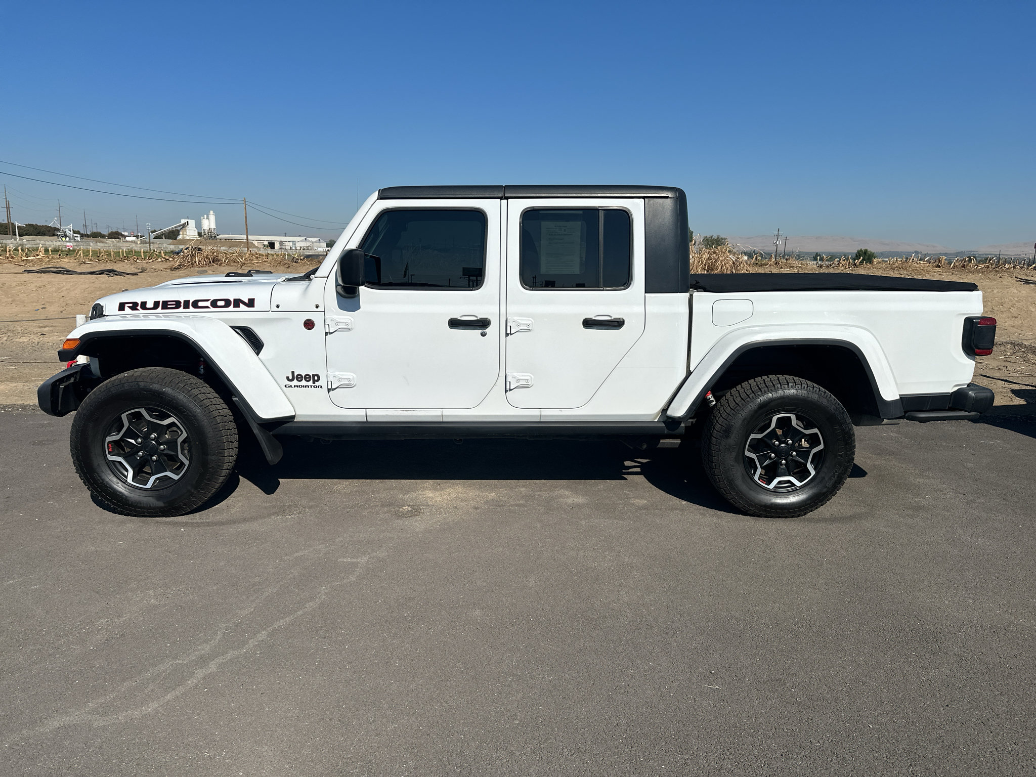Used 2020 Jeep Gladiator Rubicon w/ Dual Top Group AWD/4WD image 28