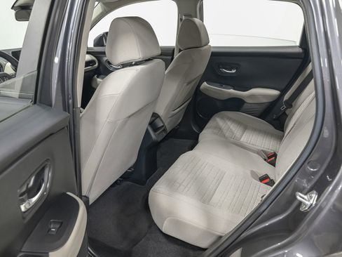 Used 2023 Honda HR-V LX image 27