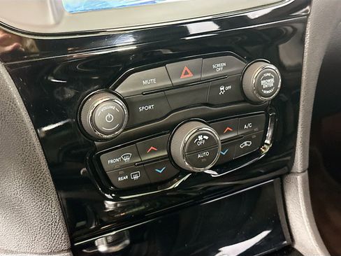 Used 2017 Chrysler 300 S w/ S Model Appearance Package image 17