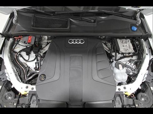 Used 2023 Audi Q7 2.0T Premium w/ Convenience Package image 22