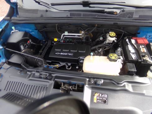 Used 2015 Chevrolet Trax LS image 32