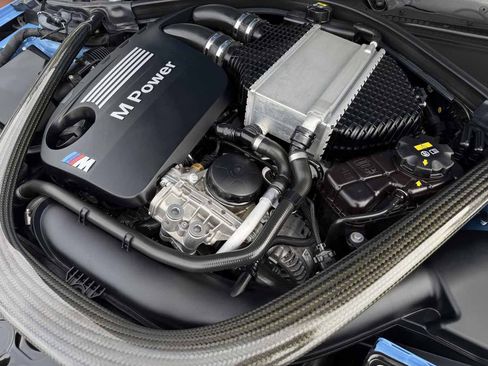 Used 2020 BMW M4 Coupe w/ Competition Package RWD image 29