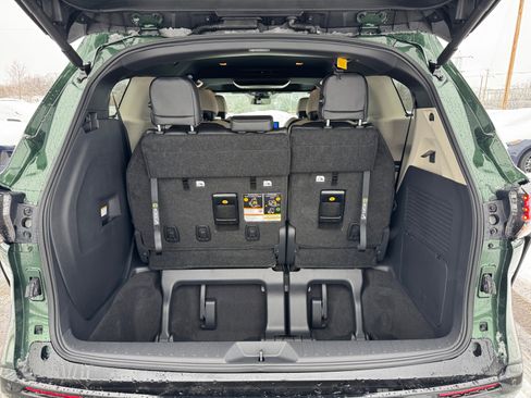 New 2026 Toyota Sienna Limited image 25