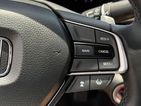 Used 2019 Honda Accord EX-L image 17