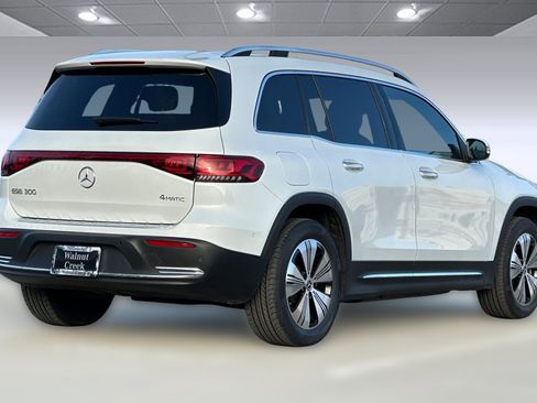 Certified 2023 Mercedes-Benz EQB 300 4MATIC image 3
