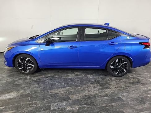 Used 2024 Nissan Versa SR image 17