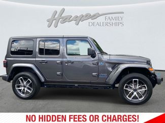 Used 2024 Jeep Wrangler Unlimited w/ Convenience Group AWD/4WD video 2