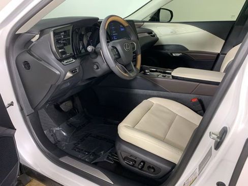 Used 2024 Lexus RX 350 AWD w/ Convenience Package image 29
