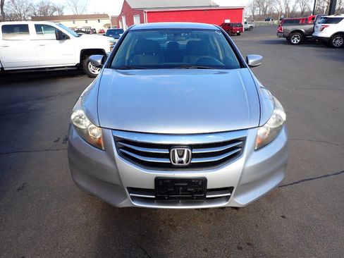 Used 2011 Honda Accord LX image 2