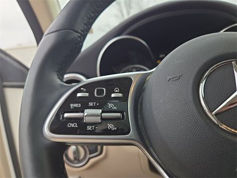 Certified 2020 Mercedes-Benz GLC 300 GLC 300 image 18