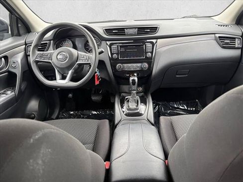 Used 2020 Nissan Rogue Sport S w/ Appearance Package FWD image 19