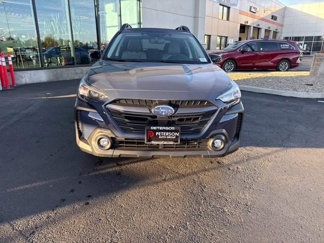 Used 2025 Subaru Outback Premium AWD/4WD image 9