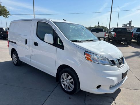 Used 2020 Nissan NV200 SV FWD image 4