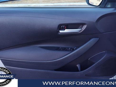 Used 2020 Toyota Corolla LE image 9