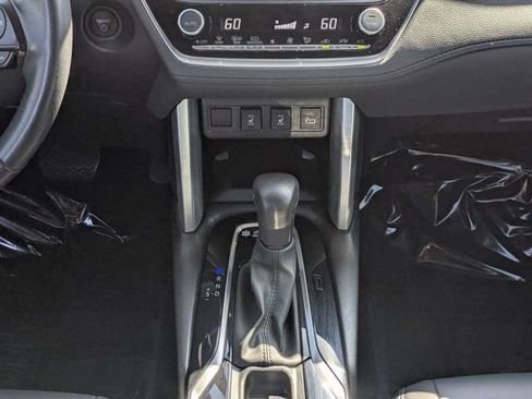 Used 2024 Toyota Corolla Cross AWD Hybrid w/ Convenience Package image 20