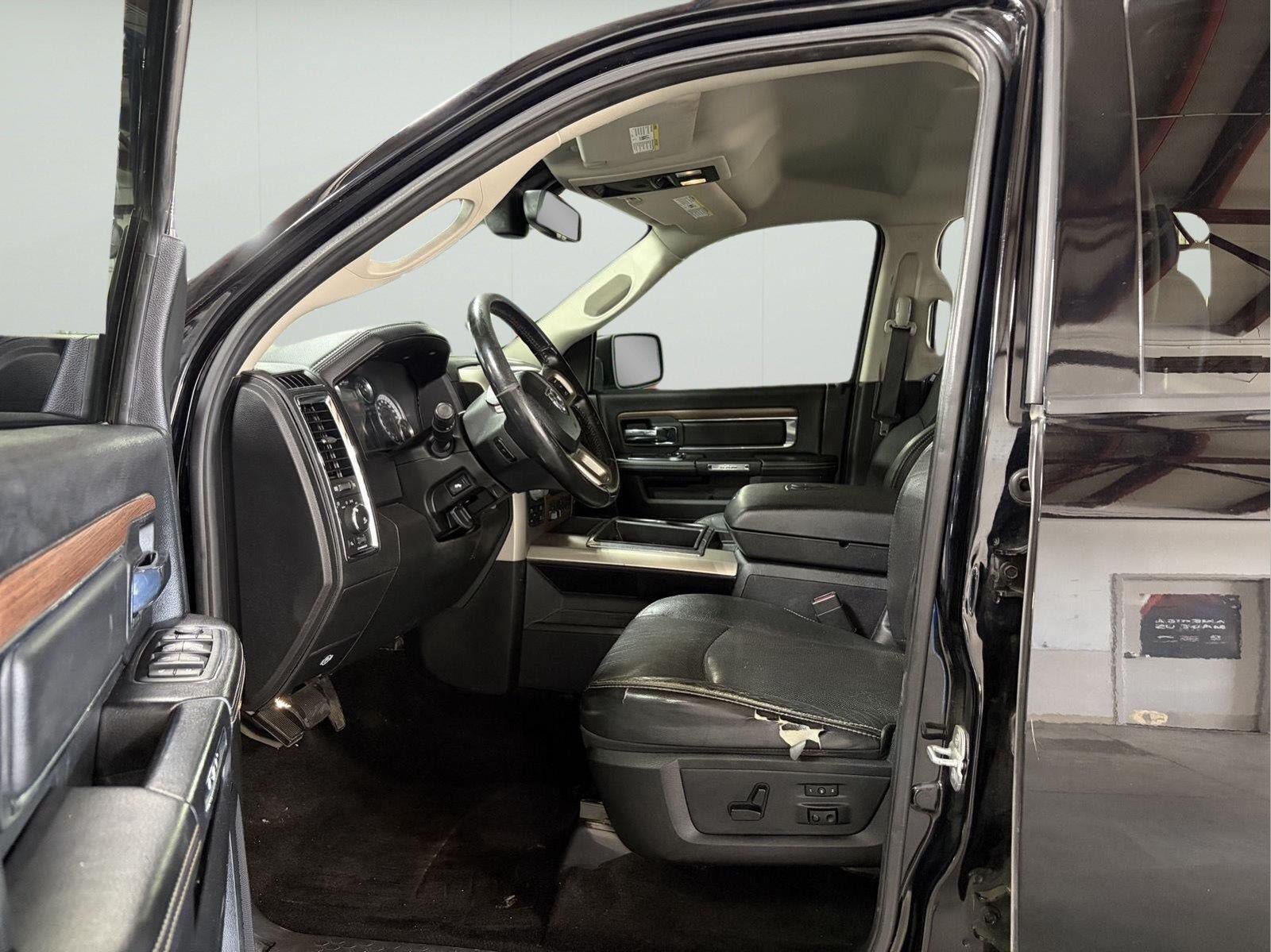Used 2014 RAM 1500 Laramie AWD/4WD image 10