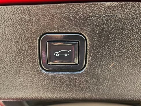 Used 2023 Chevrolet Blazer RS w/ Enhanced Convenience Package FWD image 14