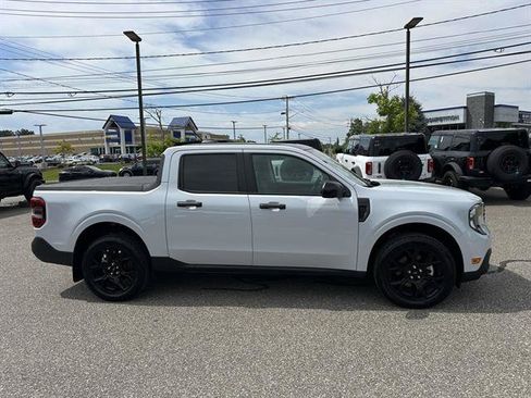 Used 2025 Ford Maverick XLT w/ XLT Luxury Package AWD/4WD image 3