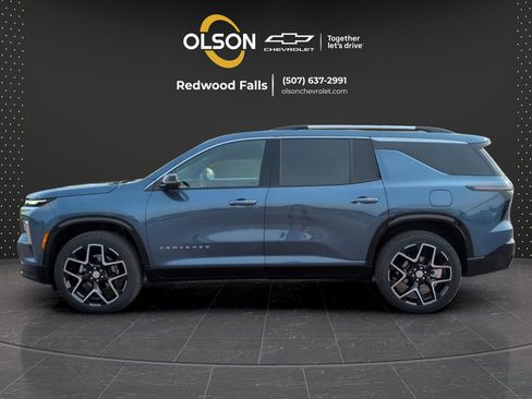 Used 2026 Chevrolet Traverse High Country w/ LPO, Floor Liner Package AWD/4WD image 2