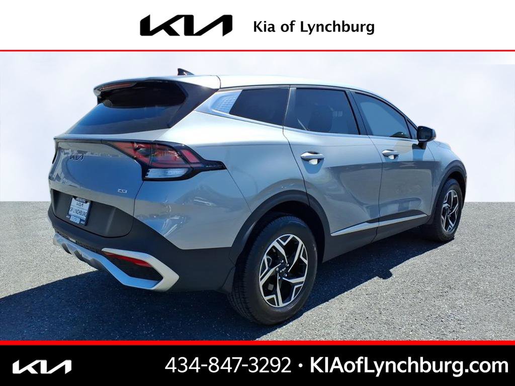 Used 2023 Kia Sportage LX AWD/4WD image 4