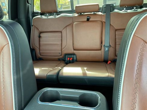 Used 2023 GMC Sierra 1500 Denali Ultimate AWD/4WD image 27