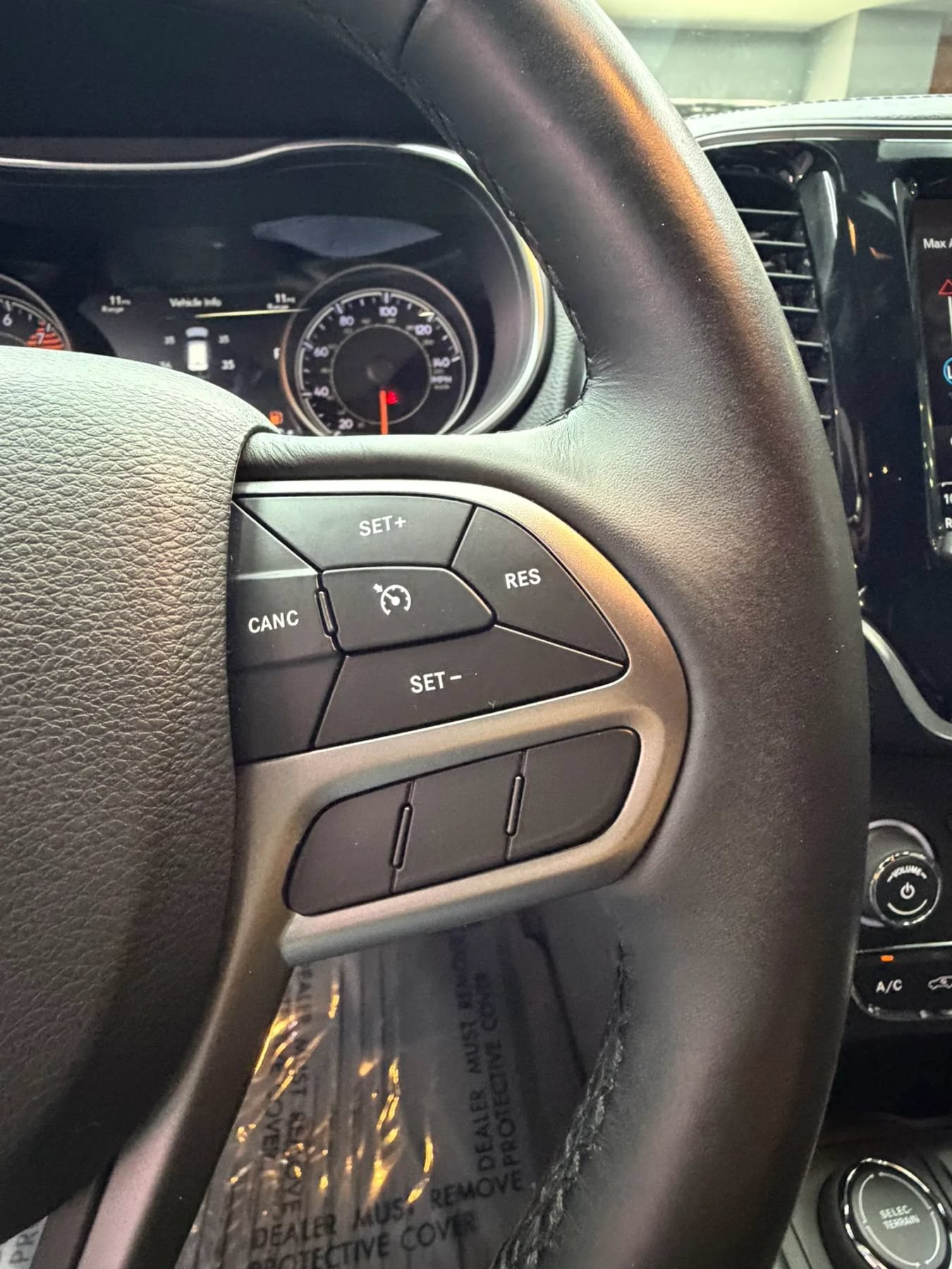 Used 2019 Jeep Cherokee High Altitude AWD/4WD image 15
