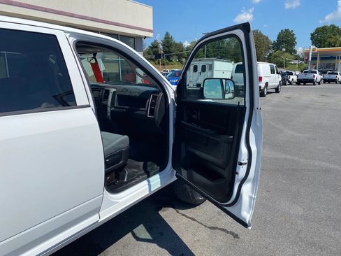 Used 2017 RAM 3500 Tradesman w/ Popular Equipment Group AWD/4WD image 19