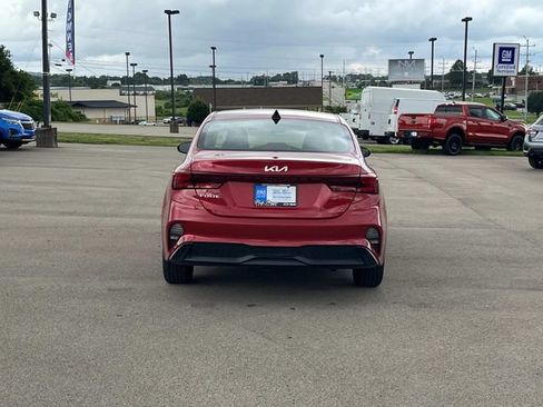 Used 2024 Kia Forte LXS FWD image 5