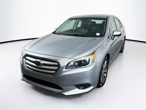 Used 2017 Subaru Legacy 2.5i Limited AWD/4WD image 3