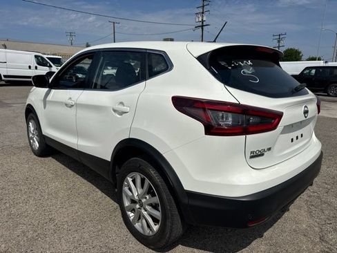 Used 2022 Nissan Rogue Sport S FWD image 7