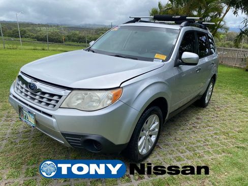 Used 2011 Subaru Forester 2.5X Premium AWD/4WD image 21