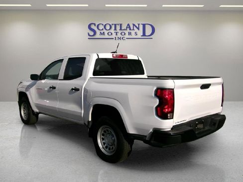 Used 2024 Chevrolet Colorado W/T RWD image 8