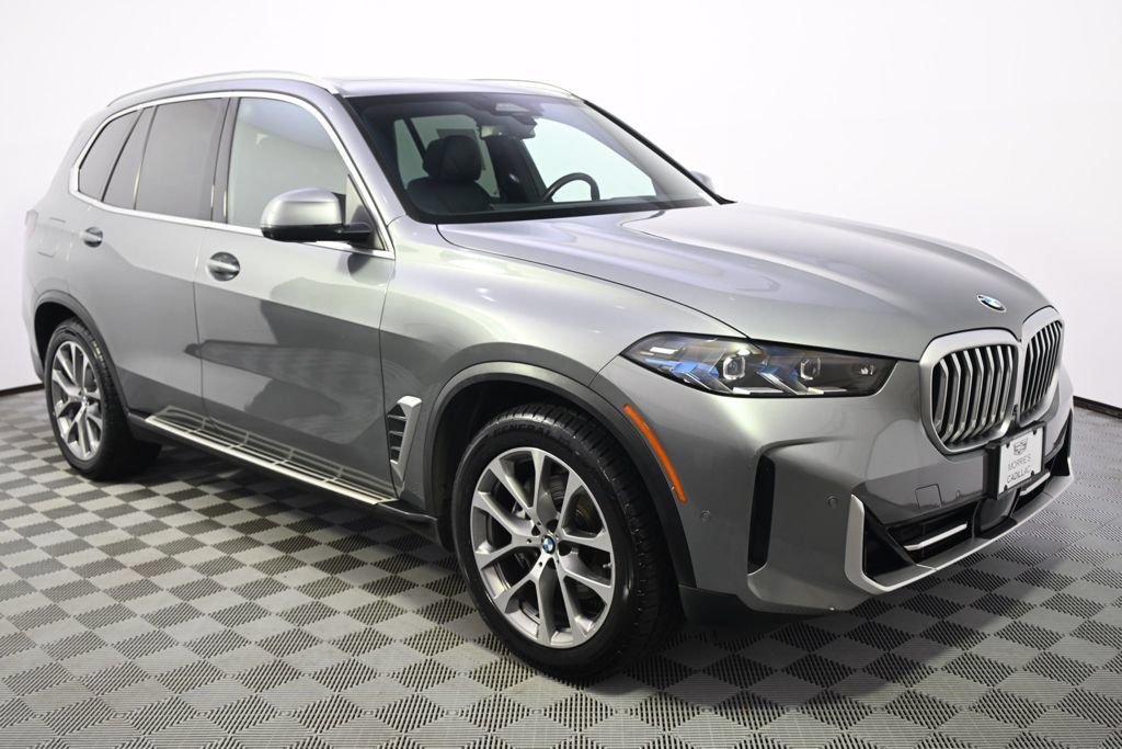 Used 2024 BMW X5 xDrive40i AWD/4WD image 8