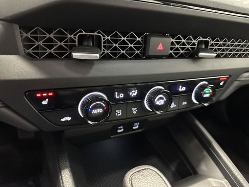 Certified 2024 Honda Accord EX image 22
