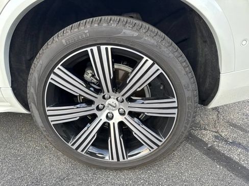 Used 2023 Volvo XC90 B6 Ultimate w/ Protection Package AWD/4WD image 9