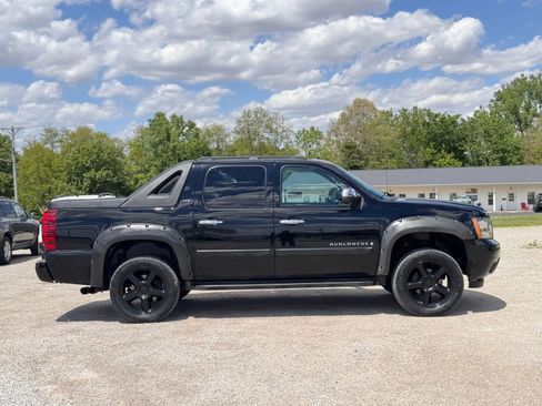 Used 2007 Chevrolet Avalanche LTZ w/ LTZ Preferred Equipment Group AWD/4WD image 6