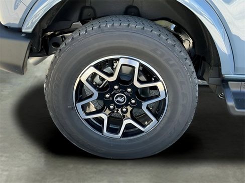 New 2025 Ford Bronco Outer Banks image 36