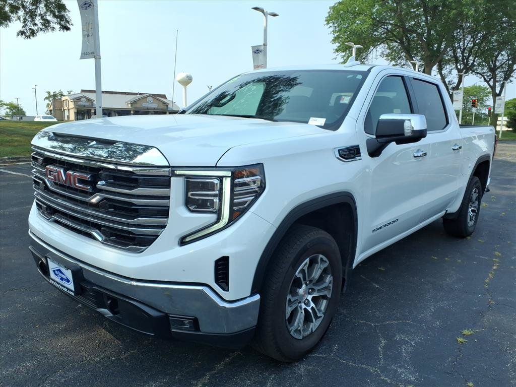 Used 2025 GMC Sierra 1500 SLT AWD/4WD image 3
