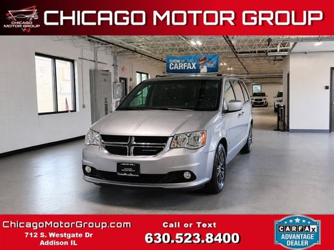 Used 2017 Dodge Grand Caravan SXT FWD image 1